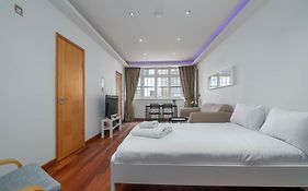 Guestready - Central Converted Mews In Bayswater